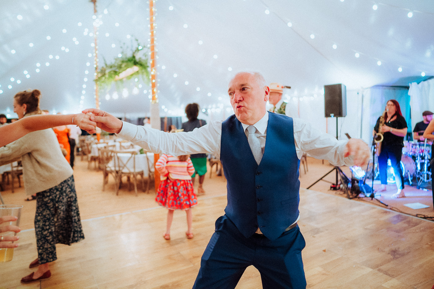 USK CASTLE WEDDING PHOTOGRAPHY FESTIVAL STYLE 105 USK CASTLE WEDDING PHOTOGRAPHY FESTIVAL STYLE 105